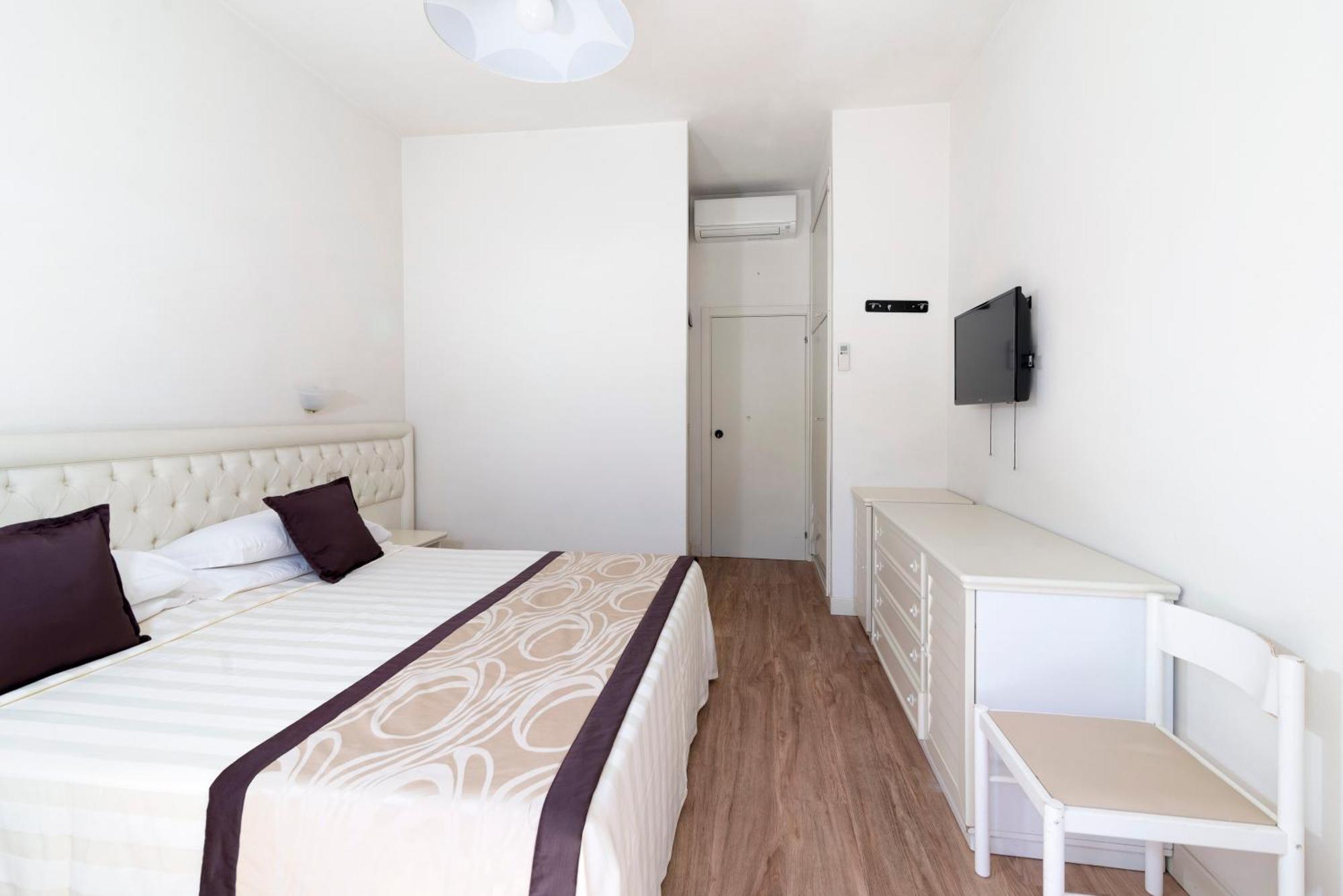 Diplomatic Hotel Cervia Exterior photo