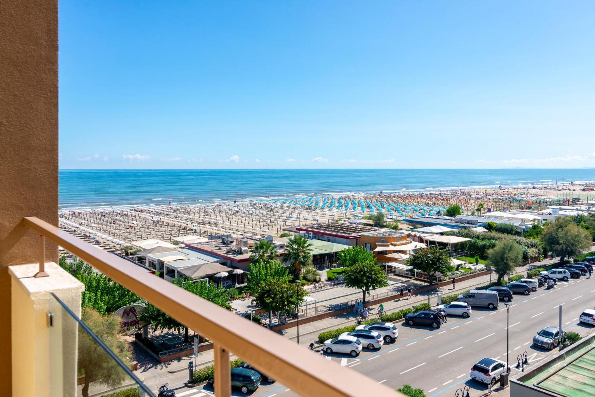 Diplomatic Hotel Cervia Exterior photo