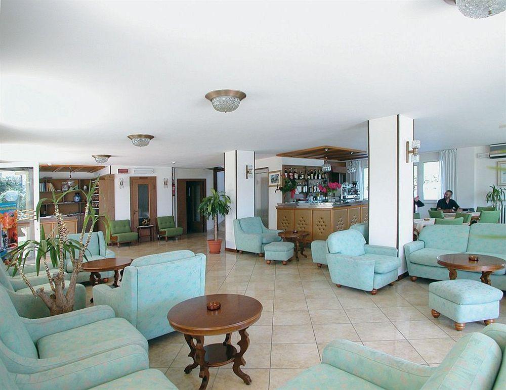 Diplomatic Hotel Cervia Exterior photo