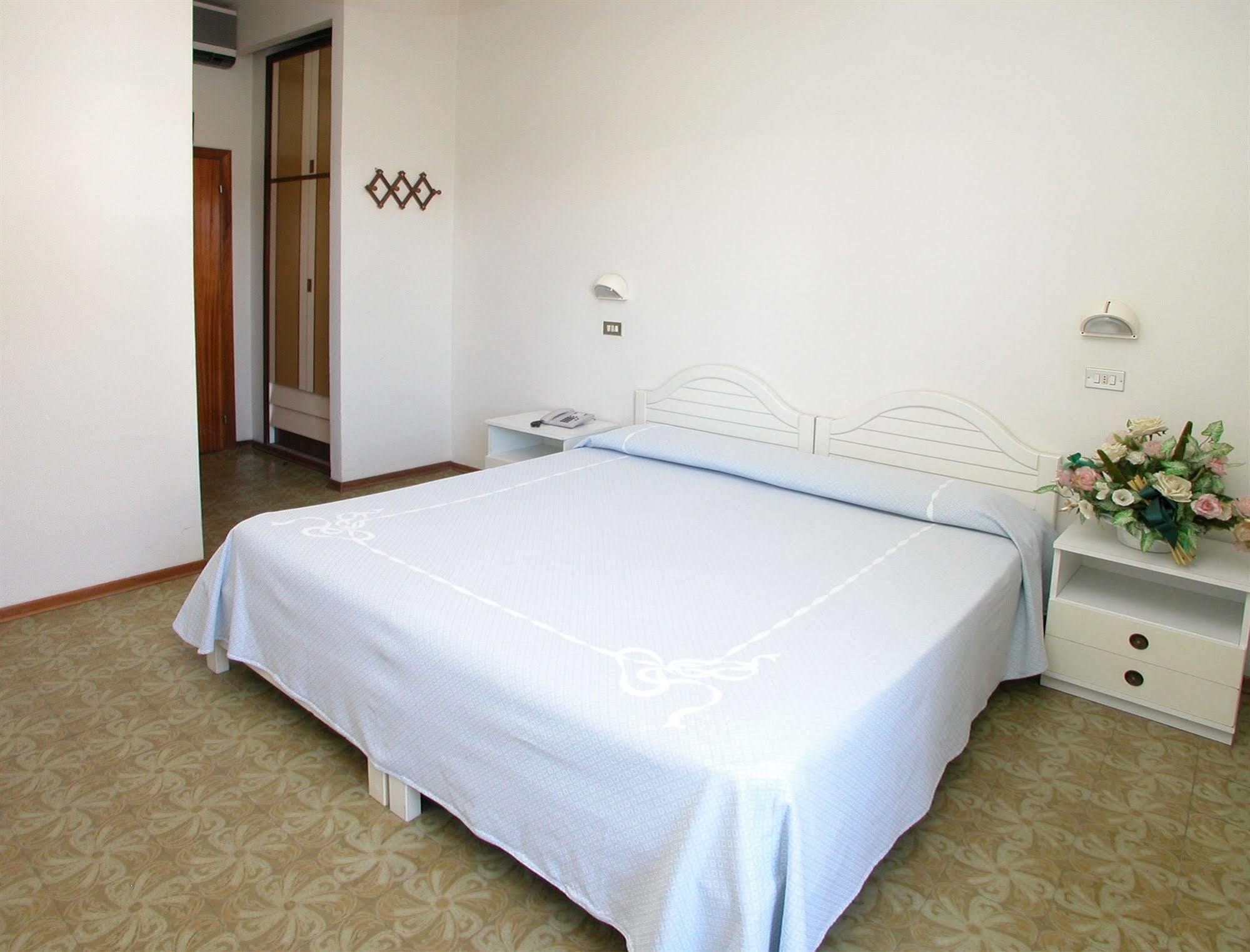 Diplomatic Hotel Cervia Exterior photo