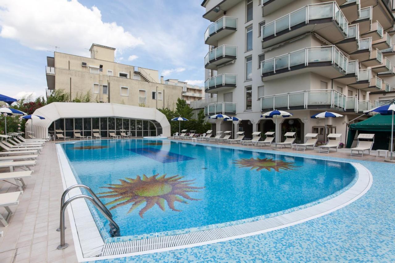 Diplomatic Hotel Cervia Exterior photo